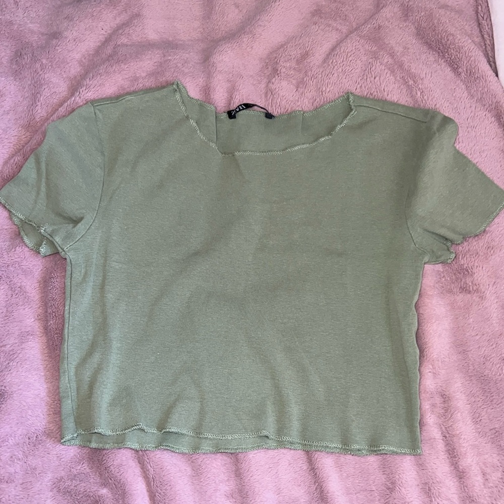 Zara Green Super Cropped shirt